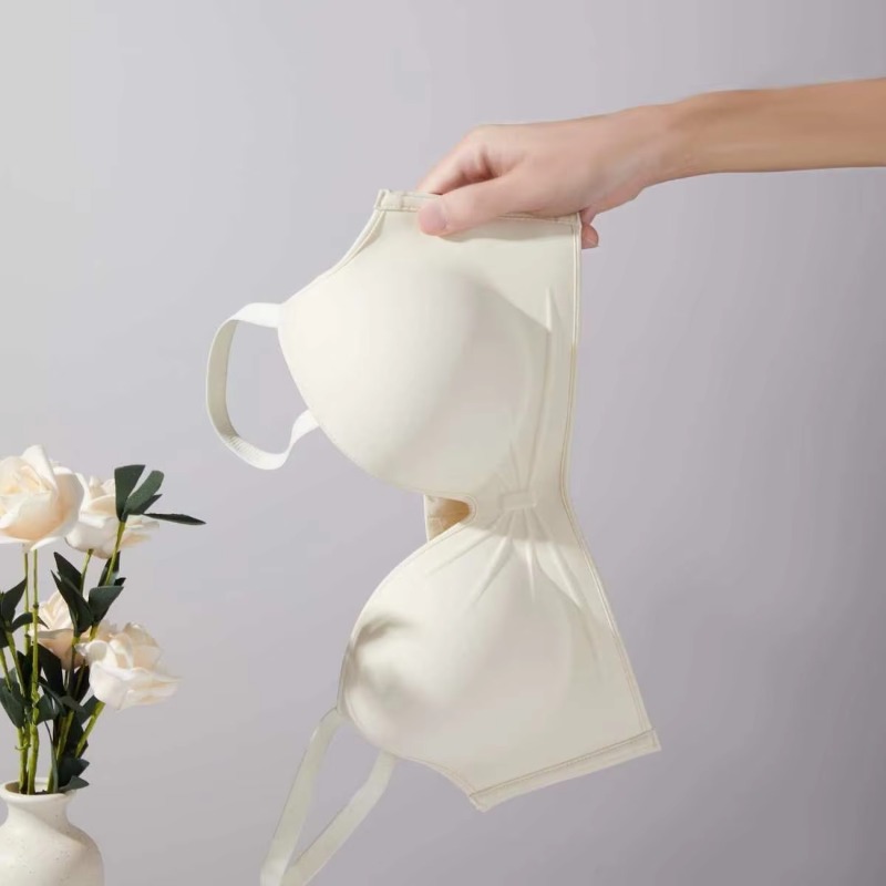 บราดันทรงแบบไร้โครง เสื้อชั้นใ - T Shirt Bra Seamless บทวิจารณ์และราคา