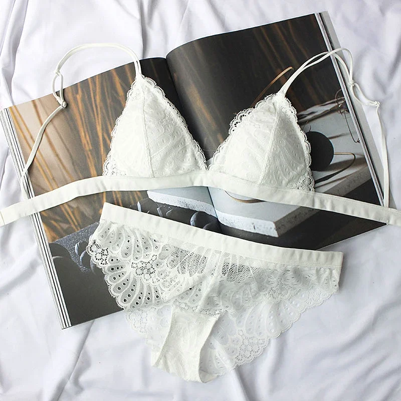 ชุดชั้นในลูกไม้แบบเต็มตัวทรงสา - Sleep Bra Bralette บทวิจารณ์และราคา